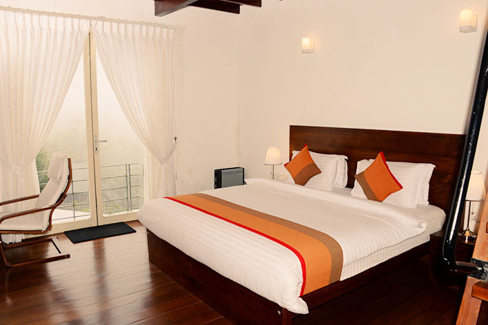 13. Standard Triple Room (3)