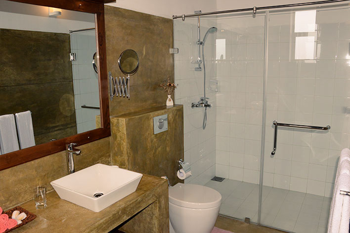 Deluxe Triple Room nn (32)